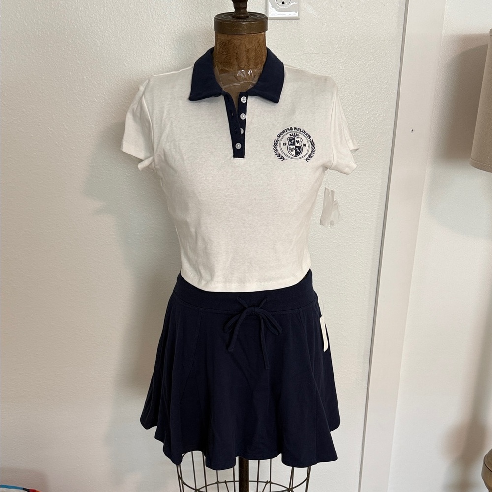 NWT April Kiss Classic Navy and White Tennis Skirt Set Size L
